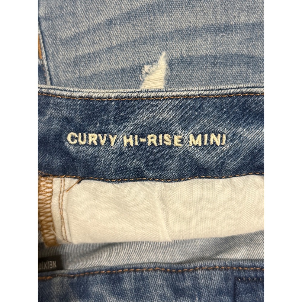 American Eagle Curvy Hi-Rise Mini Distressed Denim Skirt Blue Size 6 Raw Hem - Picture 4 of 5